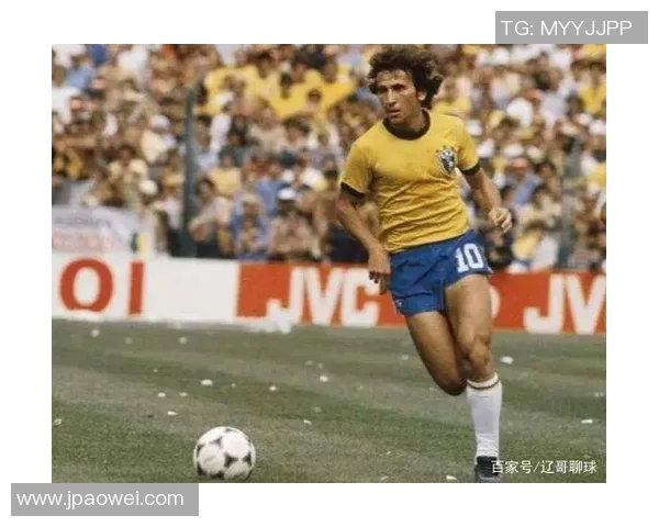 退役足球明星的生平与成就全面解析与回顾